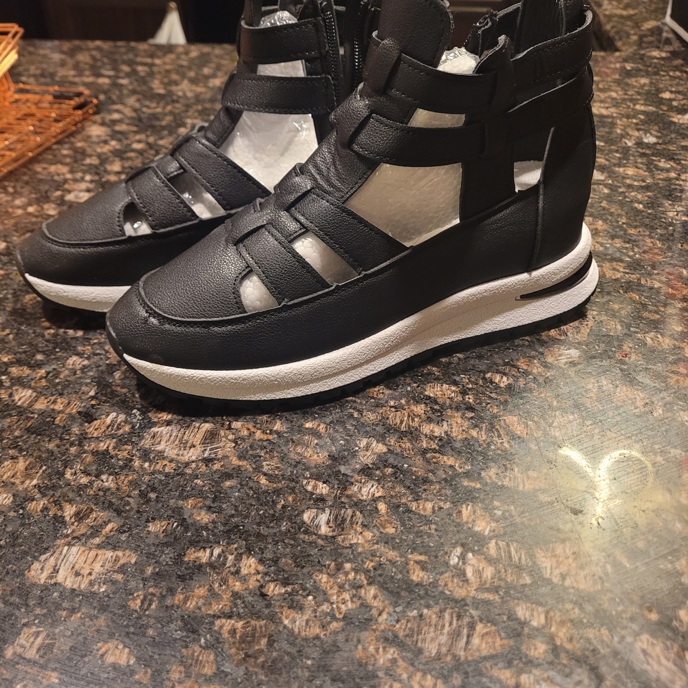 Black Women's High-Top Sneakers